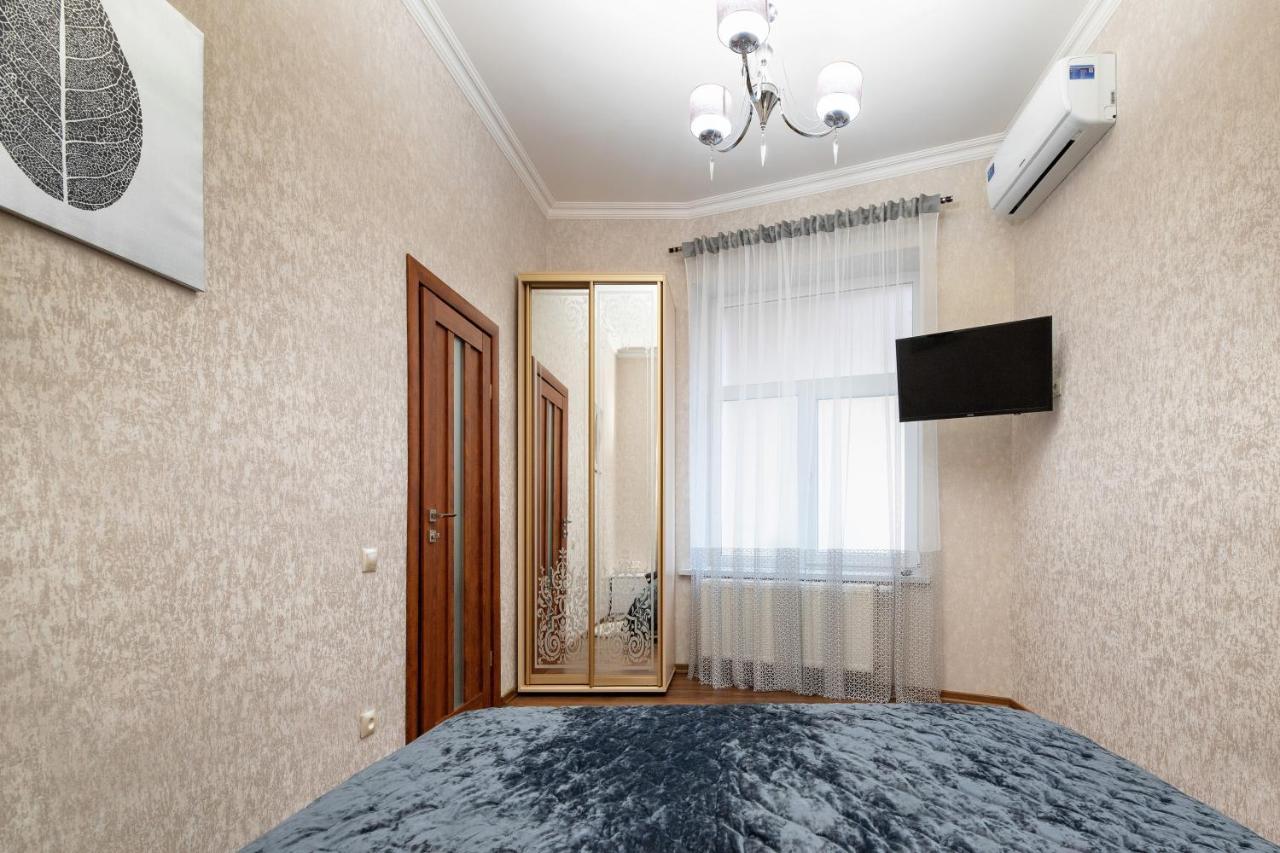 Historic Apartment Sofia In The Old Town Lviv Kültér fotó