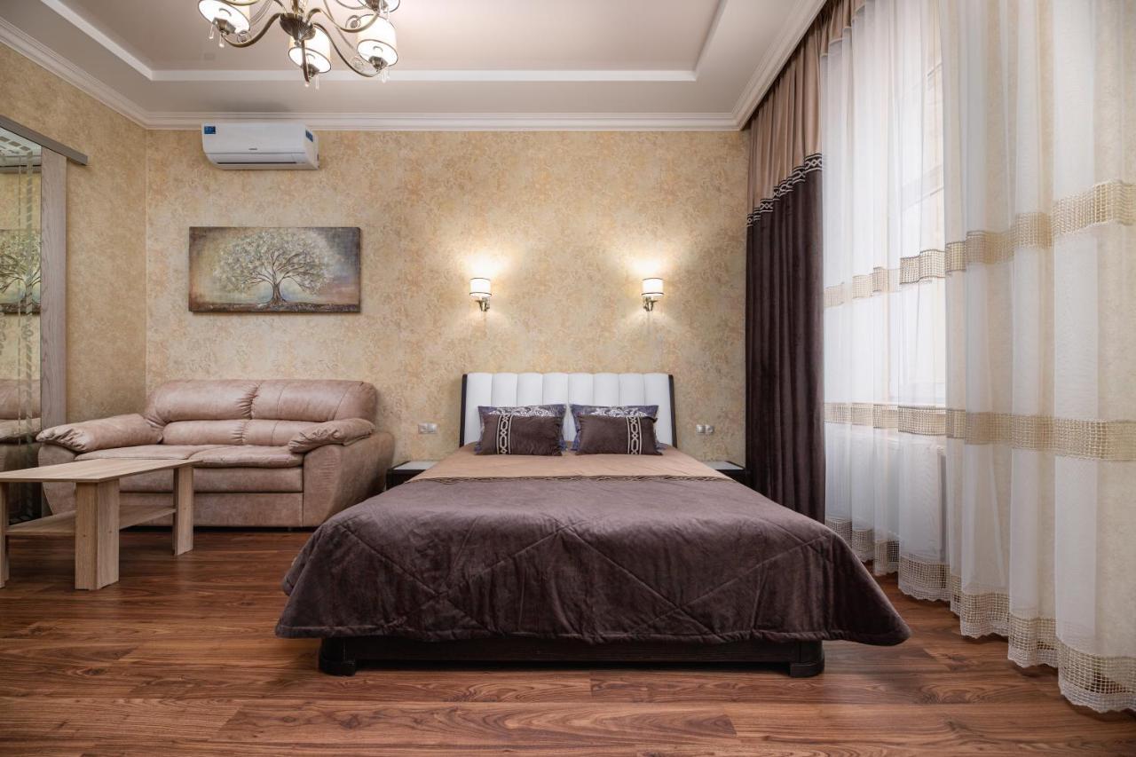 Historic Apartment Sofia In The Old Town Lviv Kültér fotó